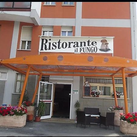 Hotel Roncobilaccio Roncobillaccio エクステリア 写真