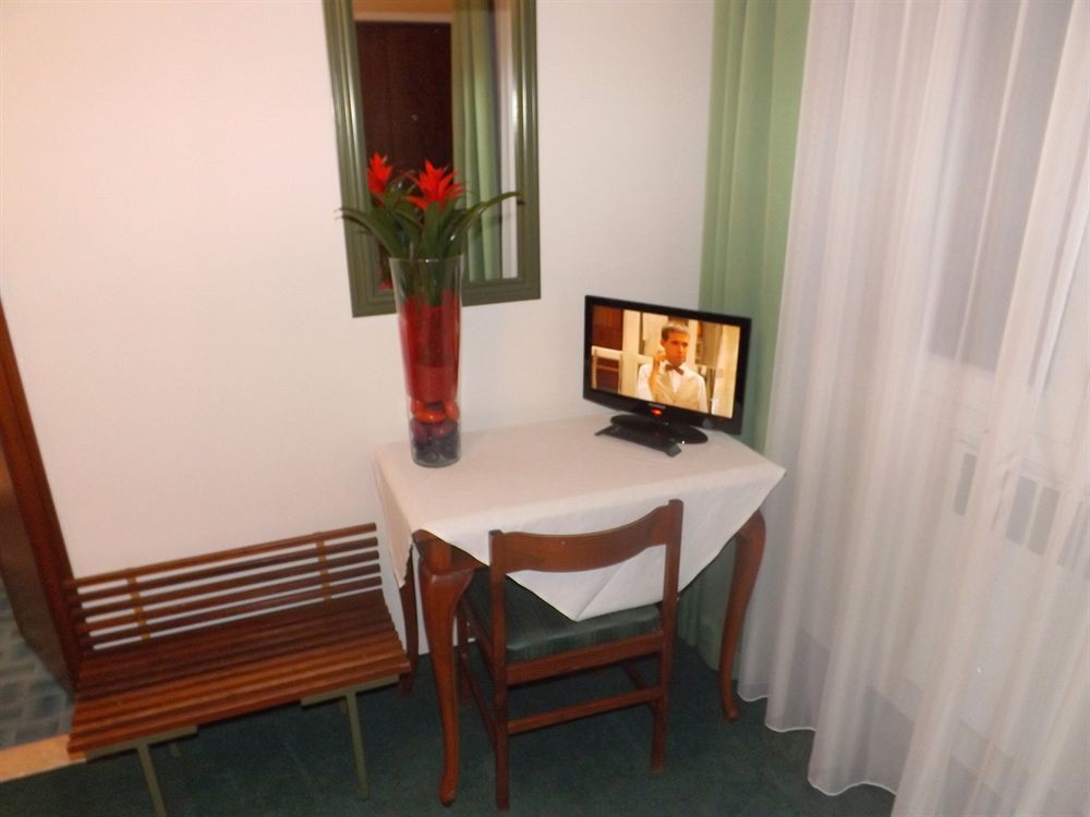 Hotel Roncobilaccio Roncobillaccio エクステリア 写真